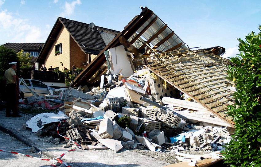 Haus explodiert Bergneustadt Pernze P126.JPG